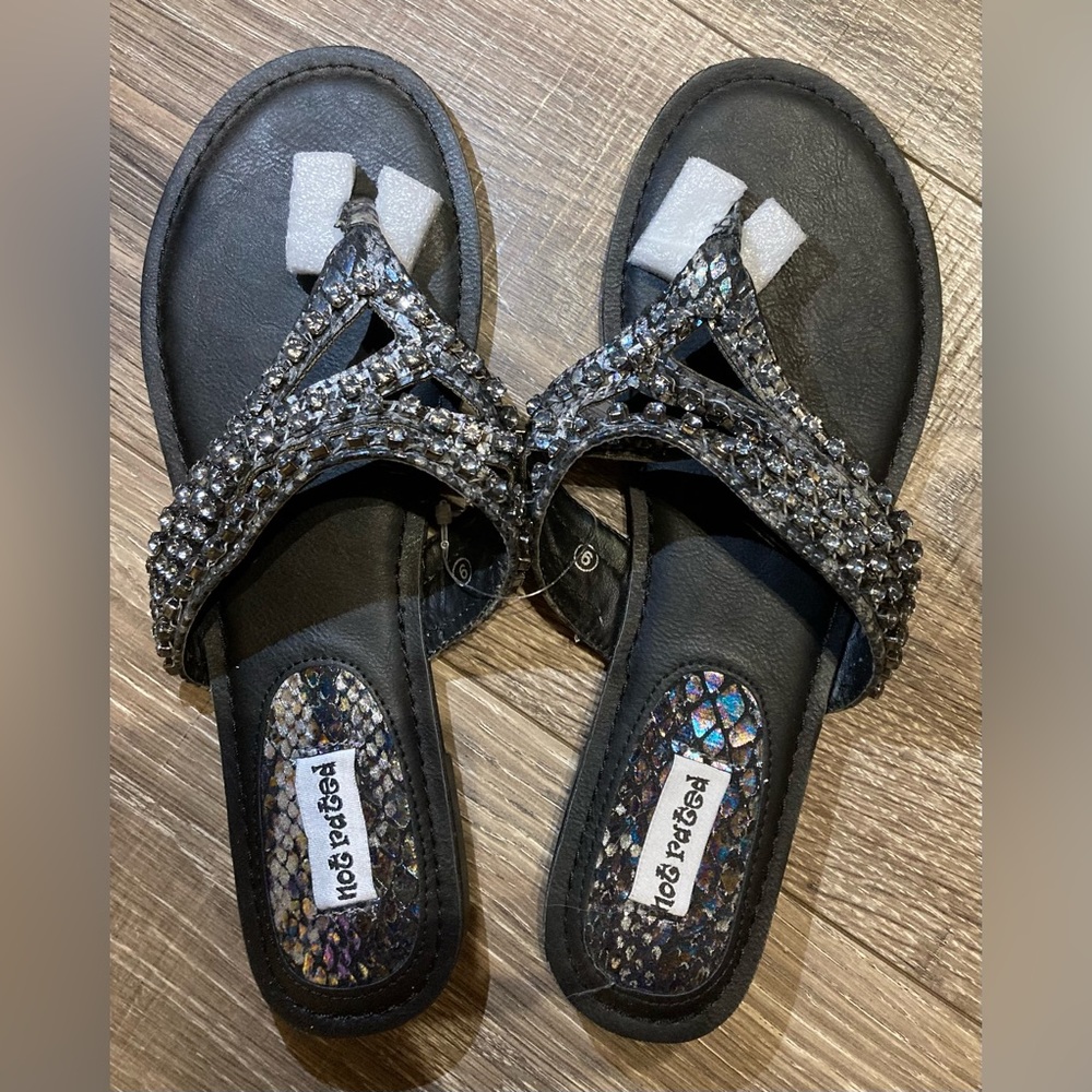 NWT Not Rated Rhinestone Sandals